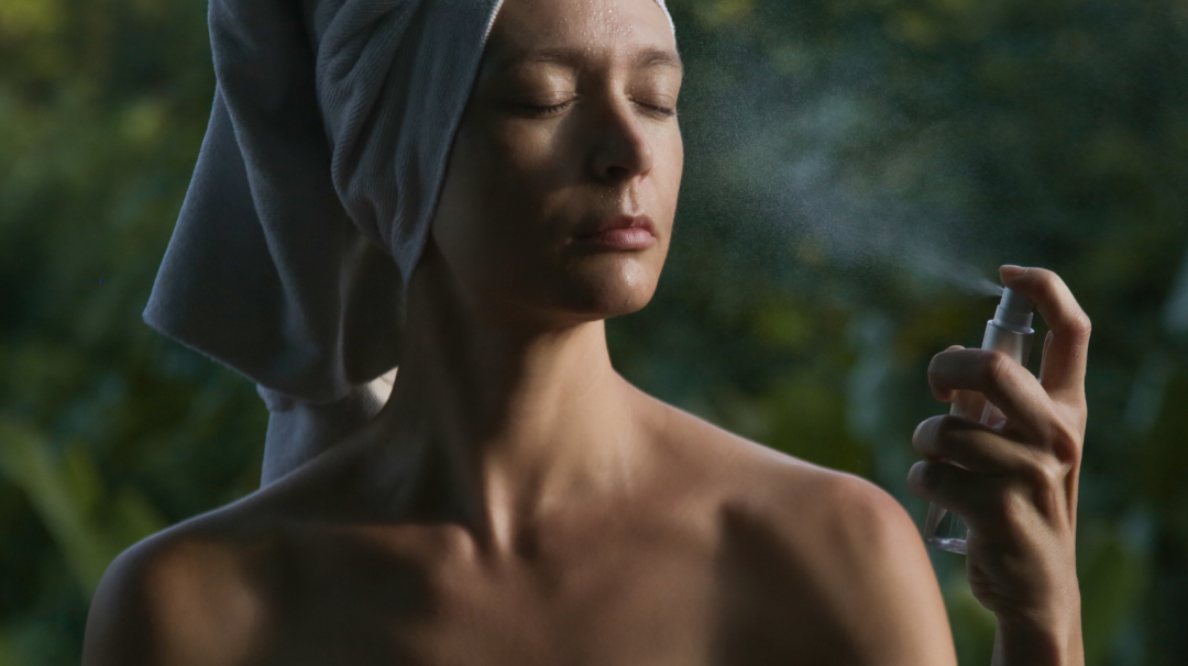 Tout savoir sur les hydrolats et les eaux florales