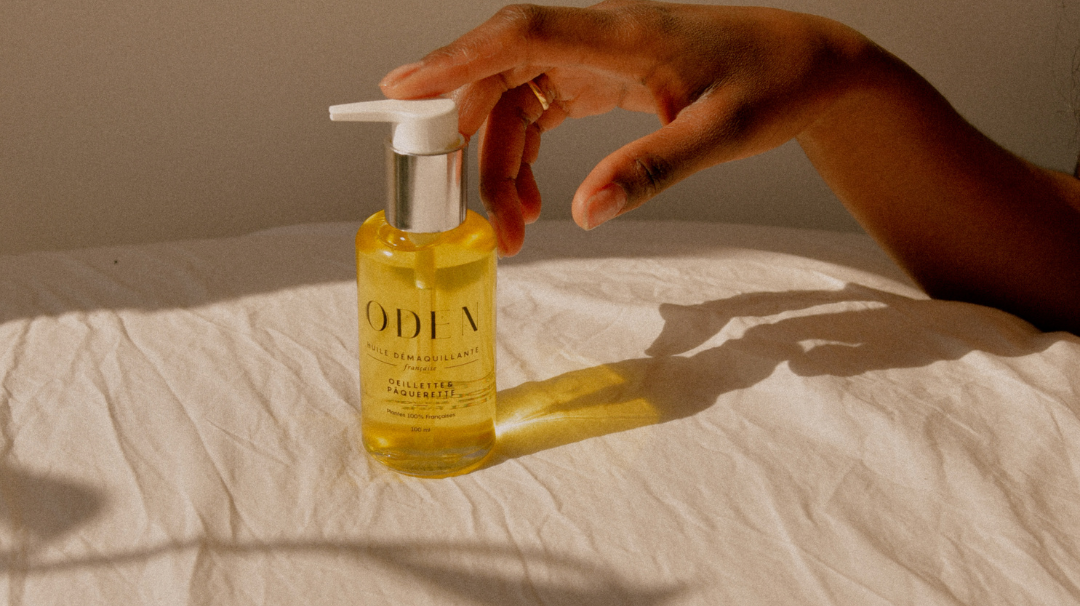 Prendre soin de sa peau grasse : l'huile nettoyante oden !