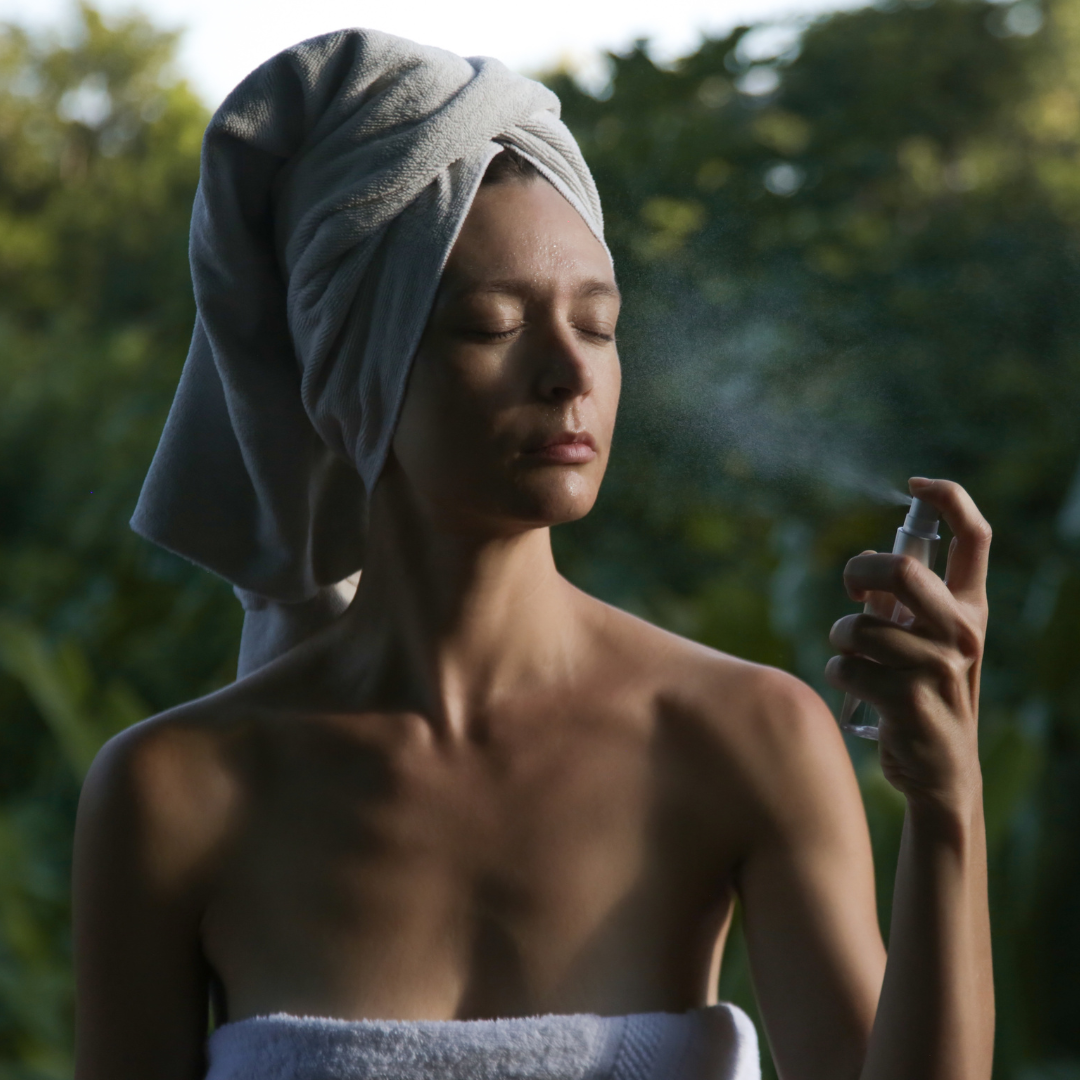 Tout savoir sur les hydrolats et les eaux florales